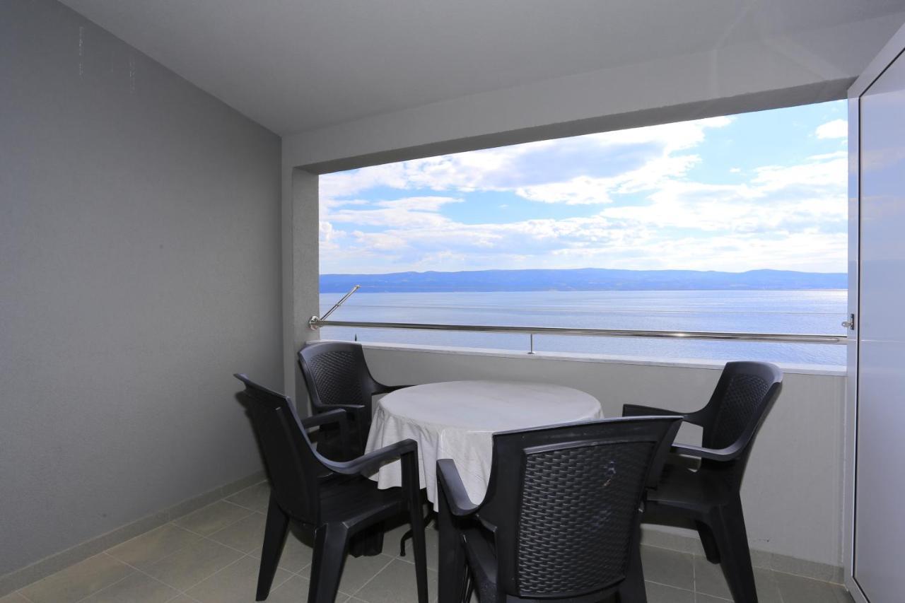 Apartments By The Sea Nemira, Omis - 17039 Tice Eksteriør bilde